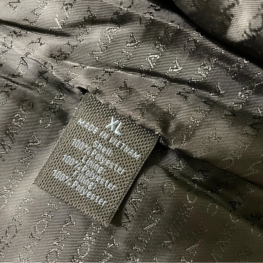 SOLD XL Men’s Marc Anthony Black Quilted Puffer Vest Extra Large Winter Layer - Picture 7 of 10